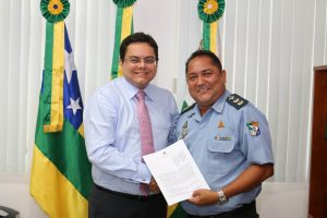 Secretário Igor Albuquerque e o presidente da Assomise Ten. Cel. Adriano Reis